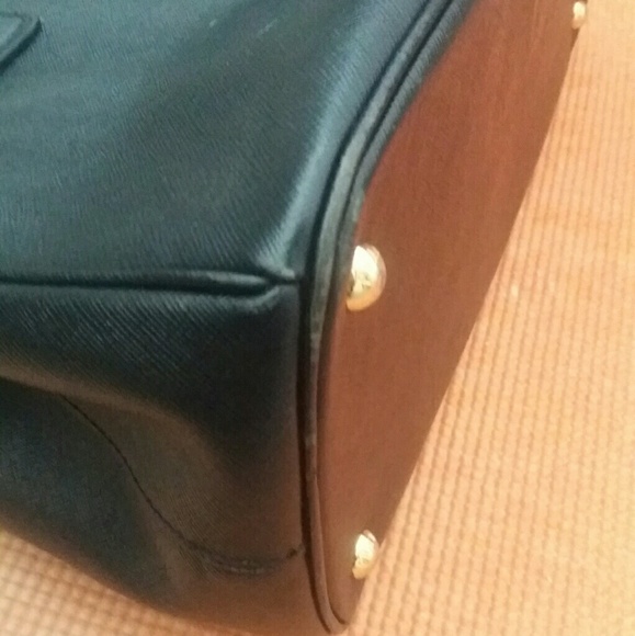 Prada Saffiano Lux Tote BN 2402 - Picture 6 of 10